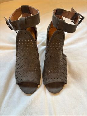 Women's Olive Suede Peep-Toe Ankle Strap Heels